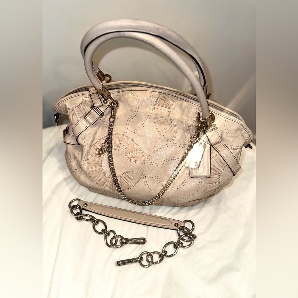 COACH MONOGRAM SHOULDER BAG - Picture 10 of 16